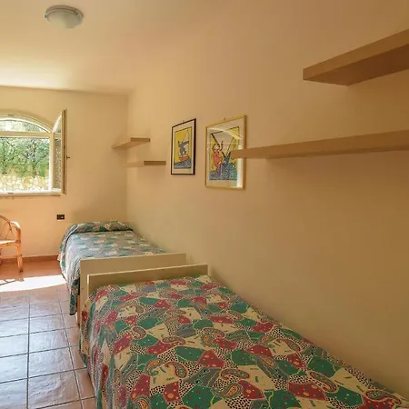 Amazing In W/ Outdoor Swimming Pool And 2 Bedrooms