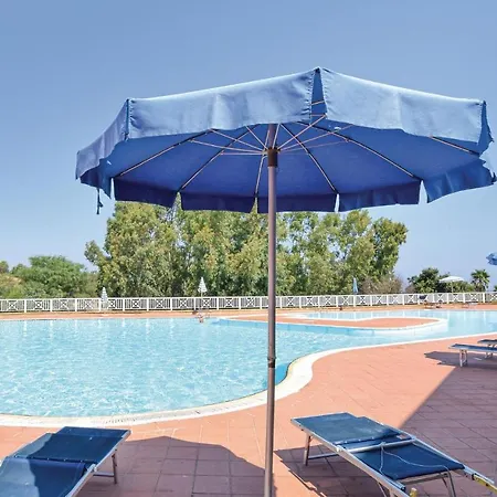 Apartment Amazing In W/ Outdoor Swimming Pool And 2 Bedrooms *